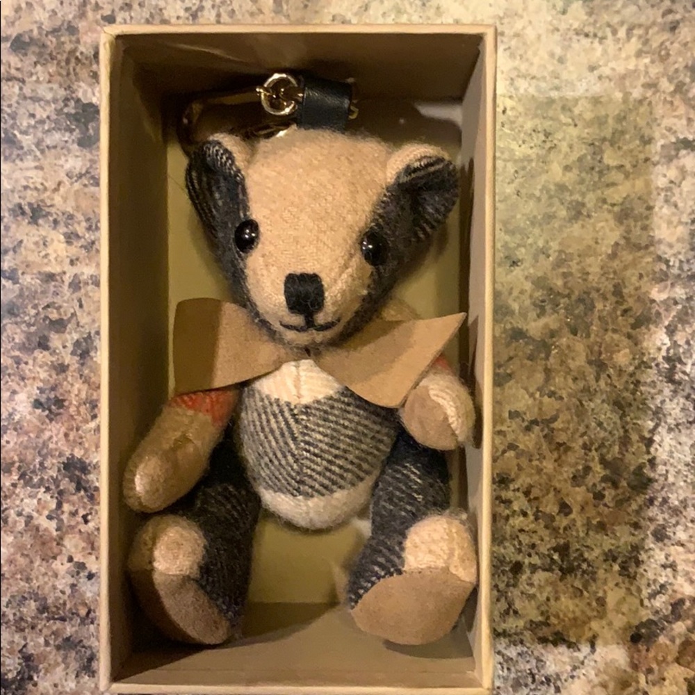Burberry Thomas Bear Charm In Vintage Cashmere